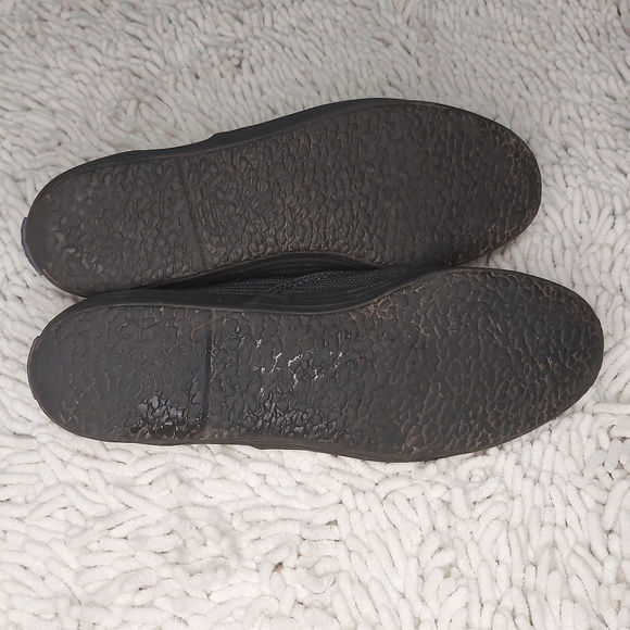 Keds silver metallic shoes- size 6.5 - Picture 8 of 8